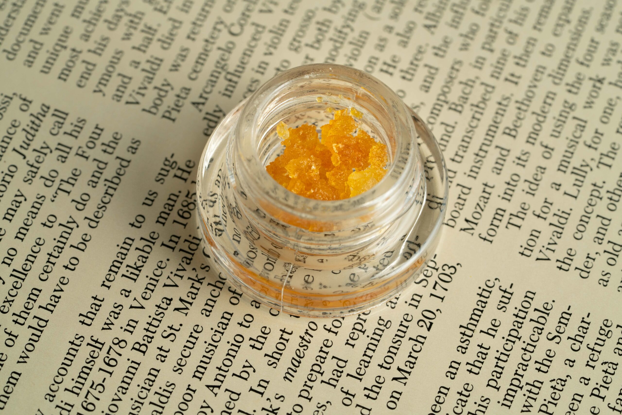 How To Use Cannabis Extracts - MMTC